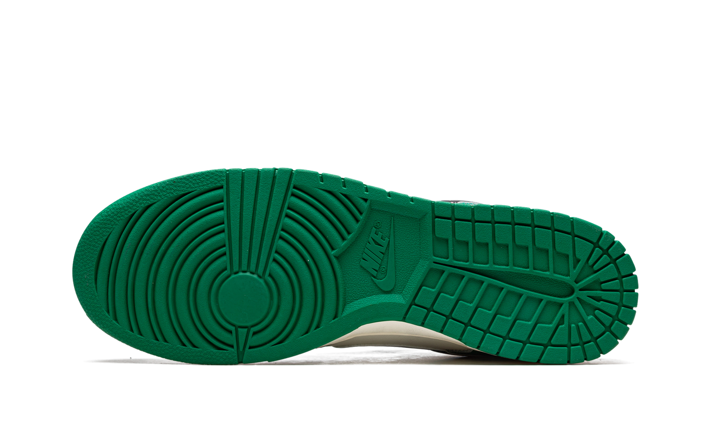 Dunk Low Retro Se Lottery Pack - Green