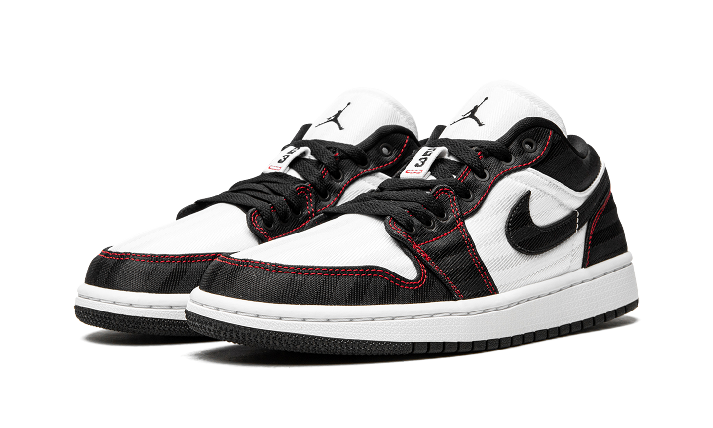 AIR JORDAN 1 LO SE UTL WMNS White / Black / Red