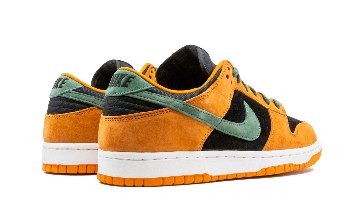 Dunk Low SP Ceramic