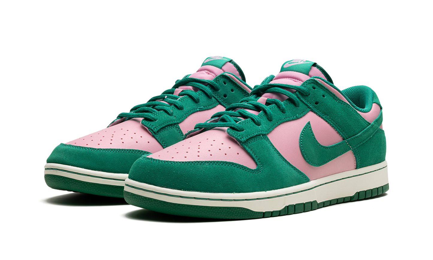 Dunk Low Back 9 - Masters