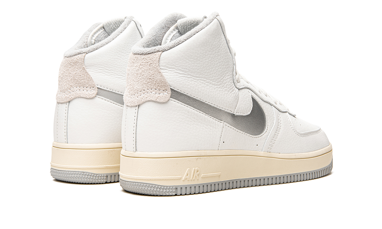 AIR FORCE 1 HIGH SCULPT MNS WMNS White / Silver