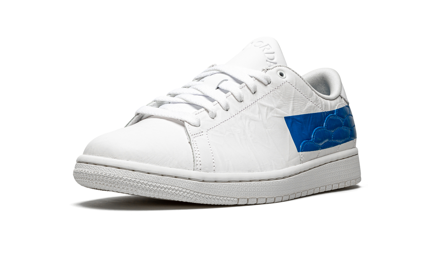 Air Jordan 1 Centre Court Military Blue