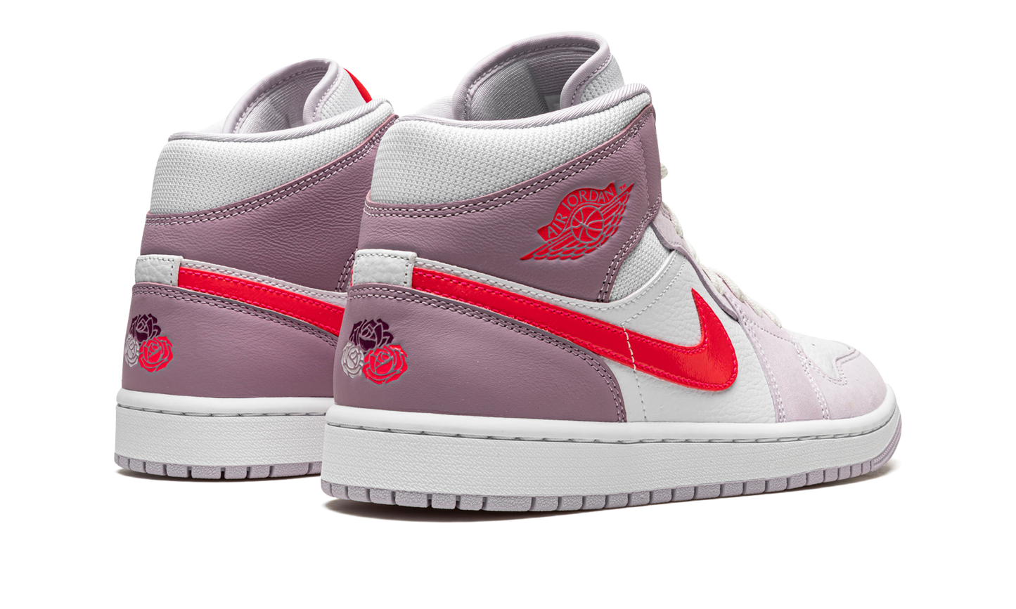 AIR JORDAN 1 MID WMNS Valentine’s Day 2022