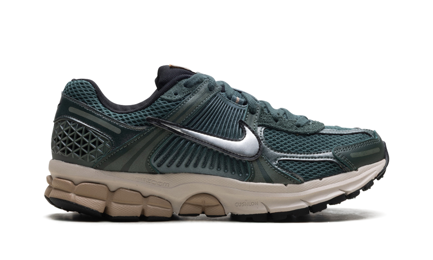 Air Zoom Vomero 5 WMNS Vintage Green