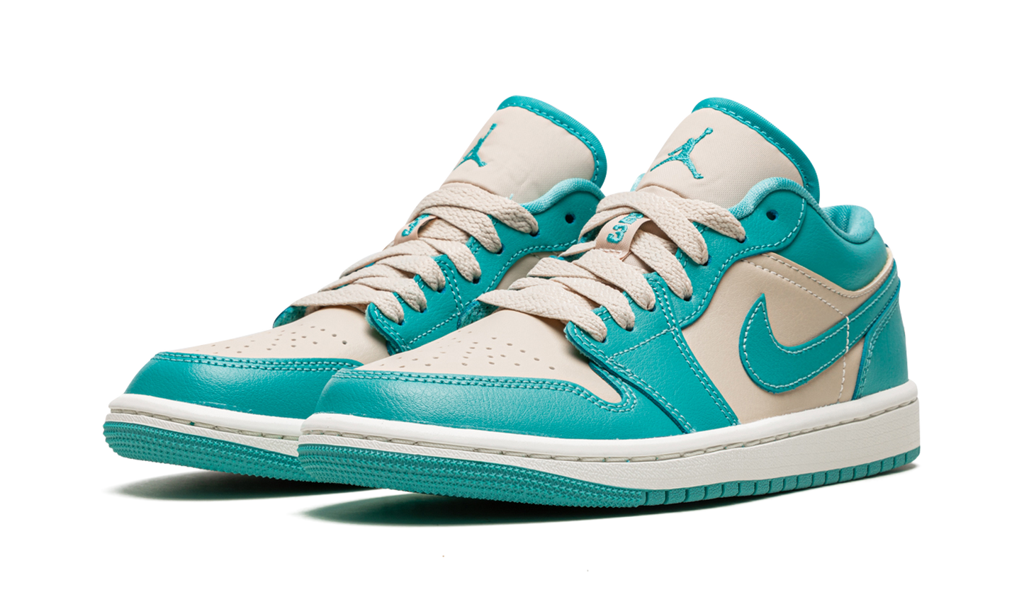 Air Jordan 1 Low WMNS Tropical Teal