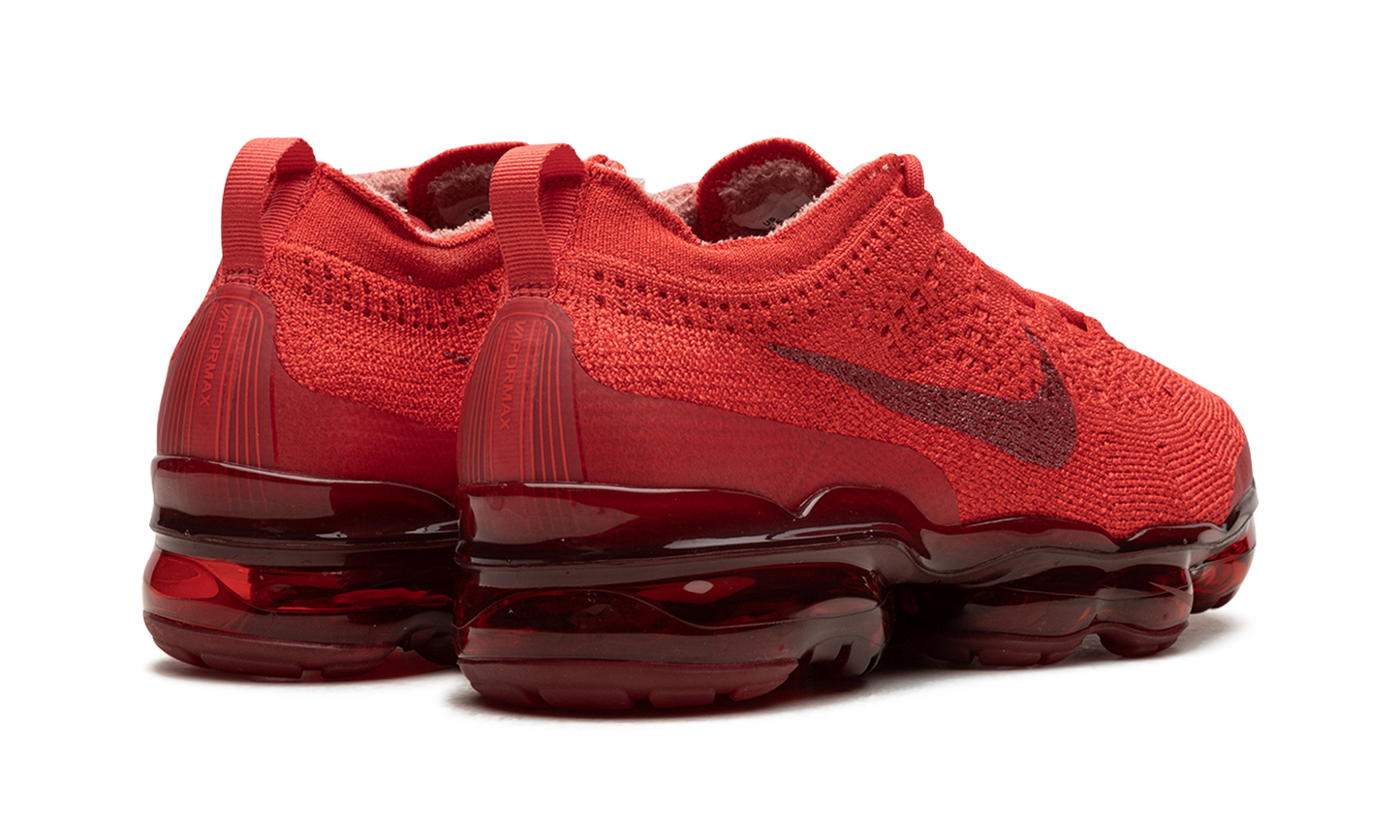 Air Vapormax 2023 Flyknit Track Red