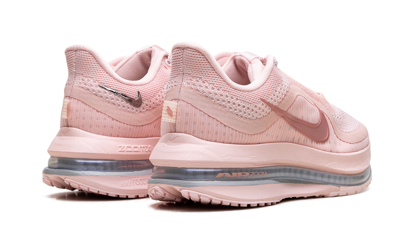 Pegasus Premium WMNS Atmosphere