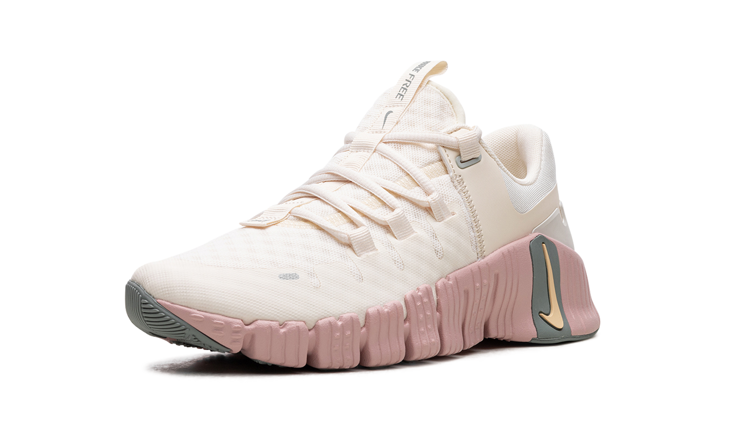 FREE METCON 5 WMNS Pale Ivory