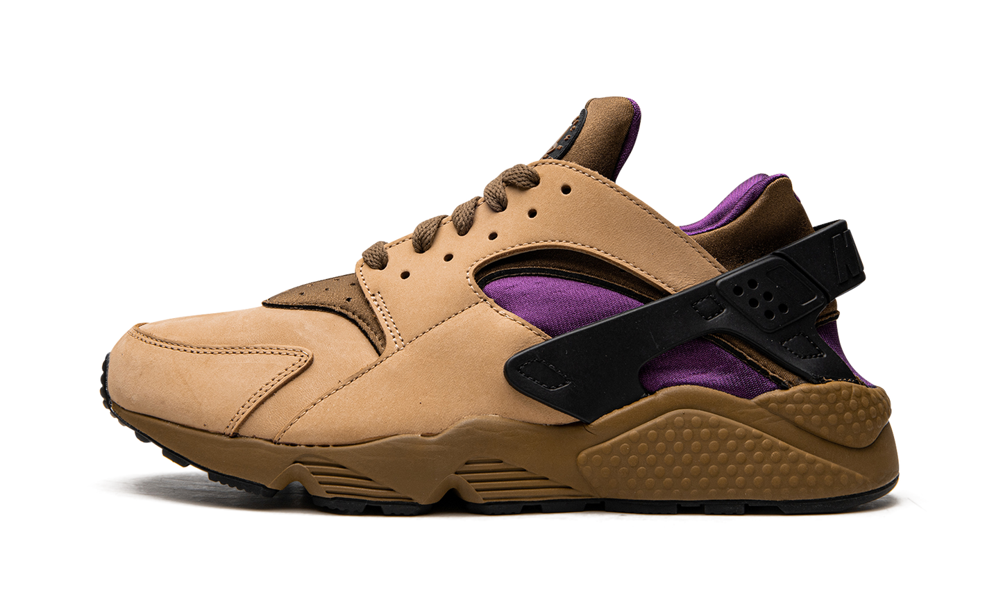 Air Huarache LE Praline 2021