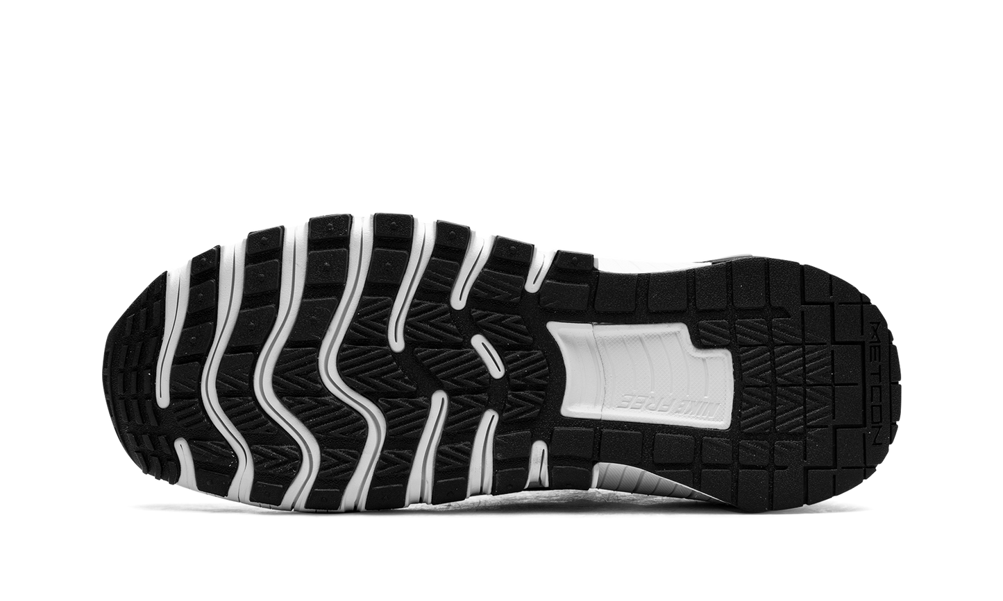 Free Metcon 6  Black / White