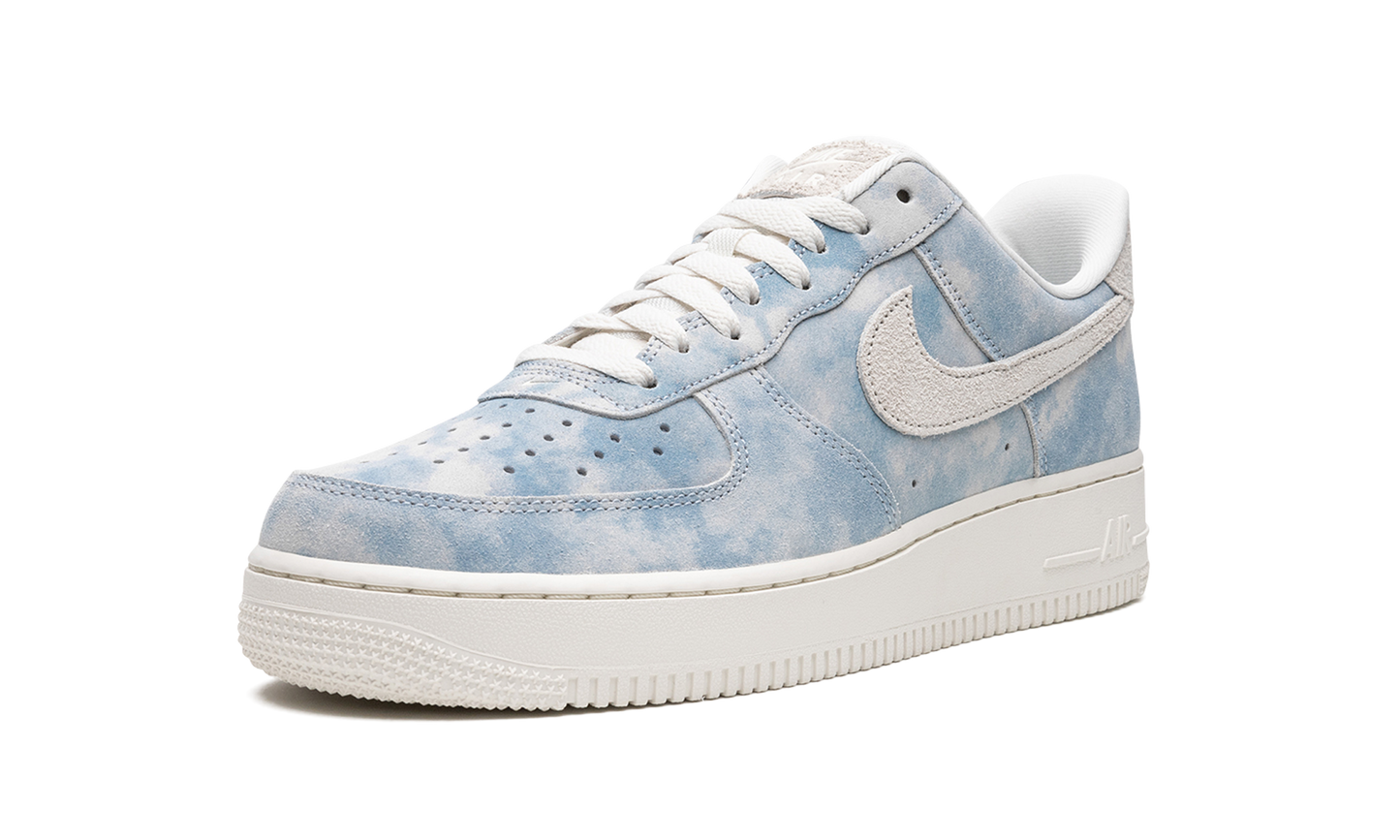 AIR FORCE 1 LO SE MNS WMNS  Clouds