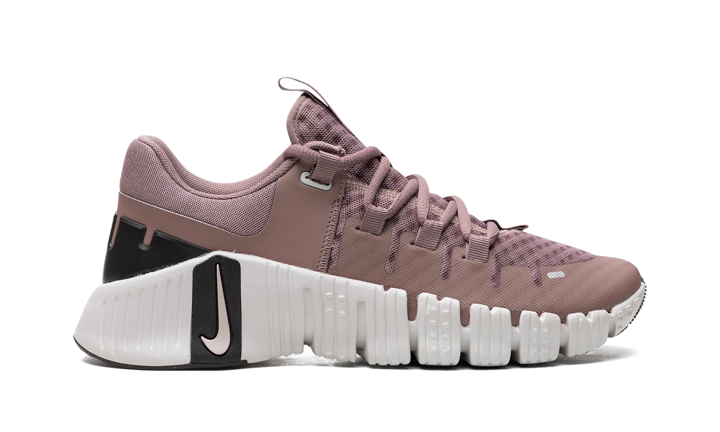 Nike Free Metcon 5 WMNS  Smokey Muave
