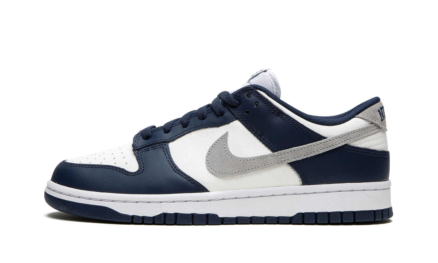 Dunk Low  Navy / White / Grey