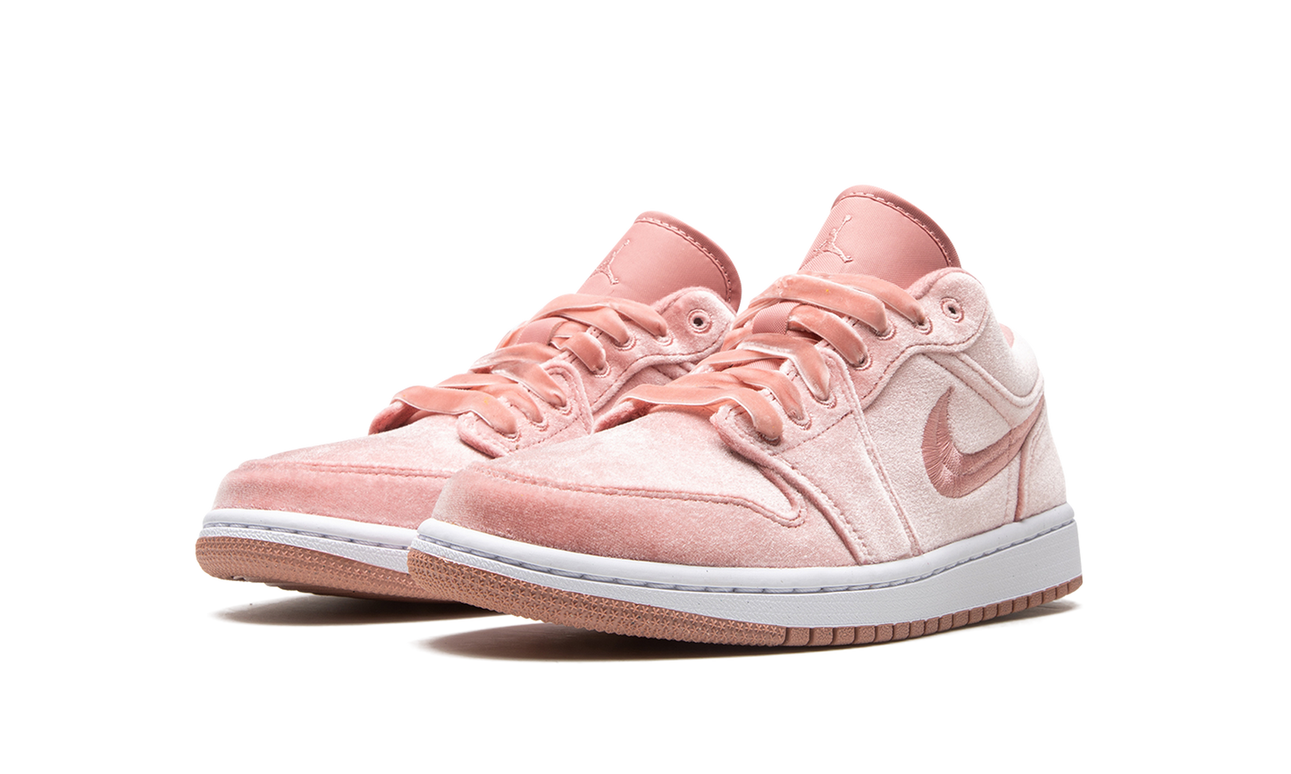 AIR JORDAN 1 LO SE WMNS  Pink Velvet