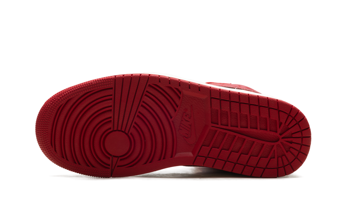 Air Jordan 1 Mid WMNS  Red Cracked Leather