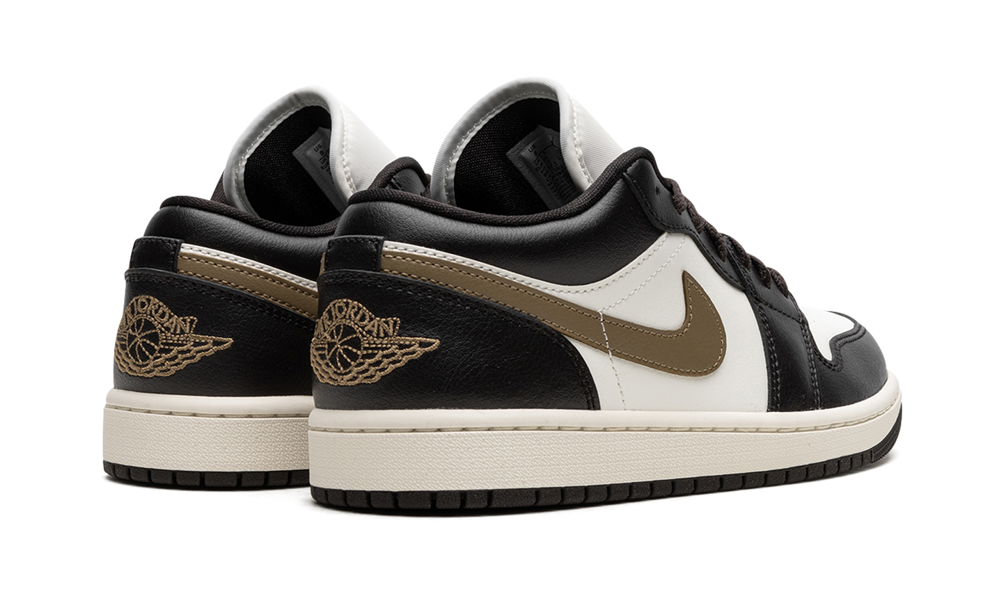 Air Jordan 1 Low WMNS  Shadow Brown