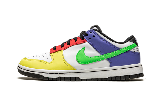 DUNK LOW WMNS  Green Strike