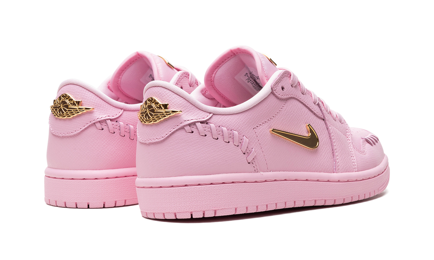 AIR JORDAN 1 LOW WMNS  Method of Make Perfect Pink