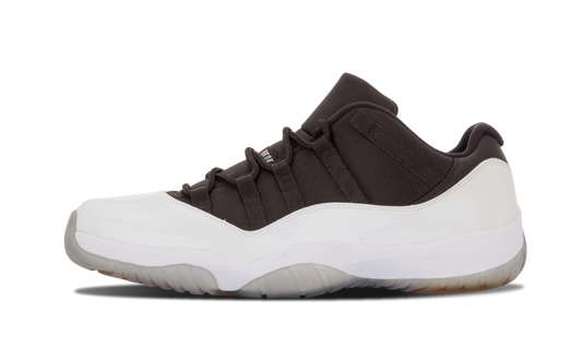 Air Jordan 11 Retro Low  Tuxedo