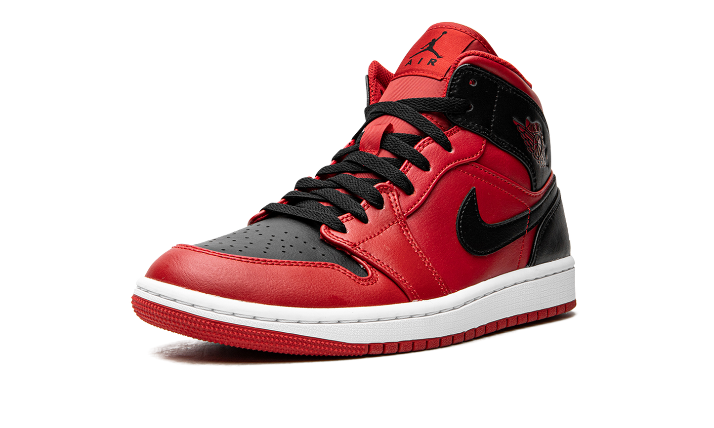 Jordan 1 Mid  Reverse Bred