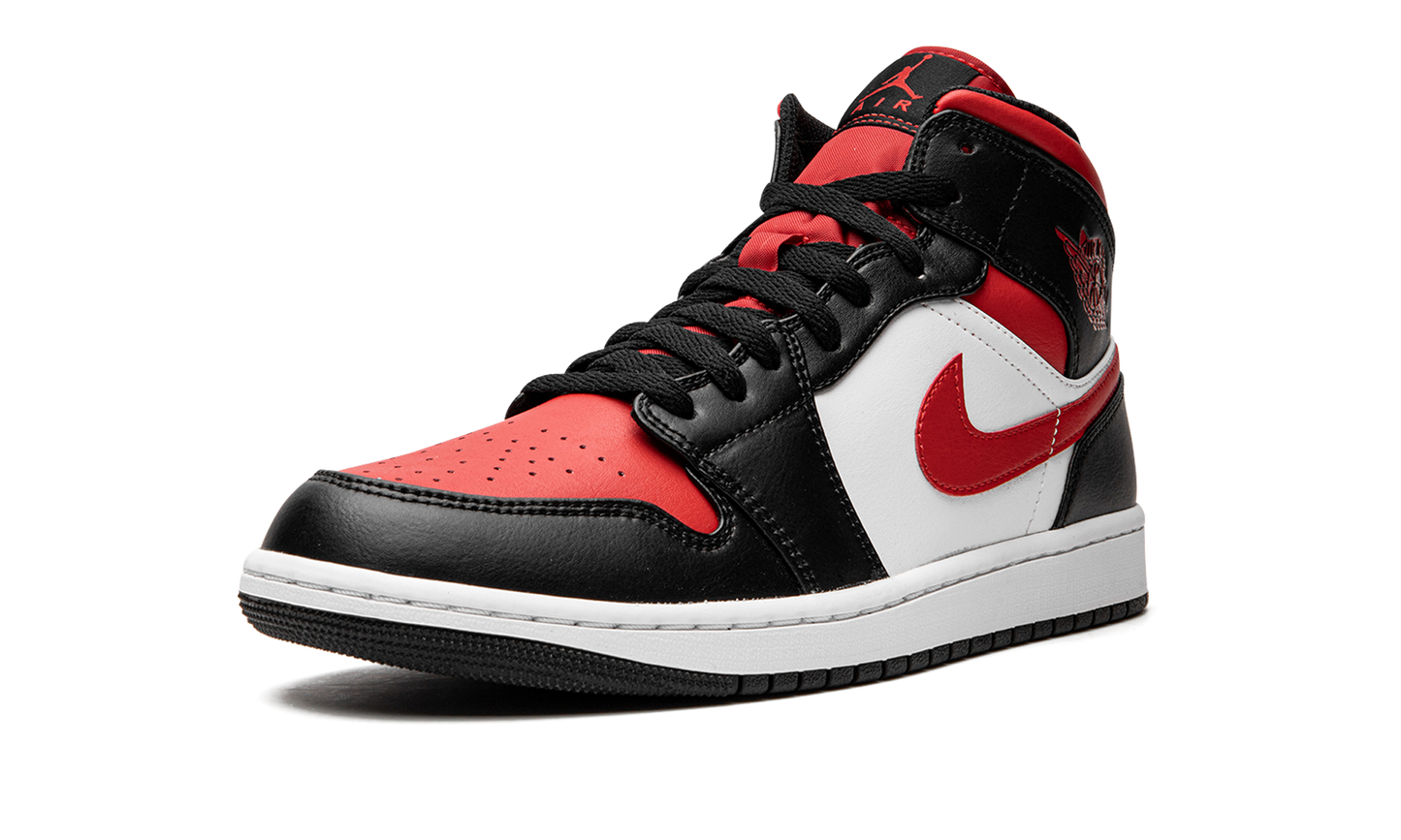 Air Jordan 1 Mid  Bred Toe