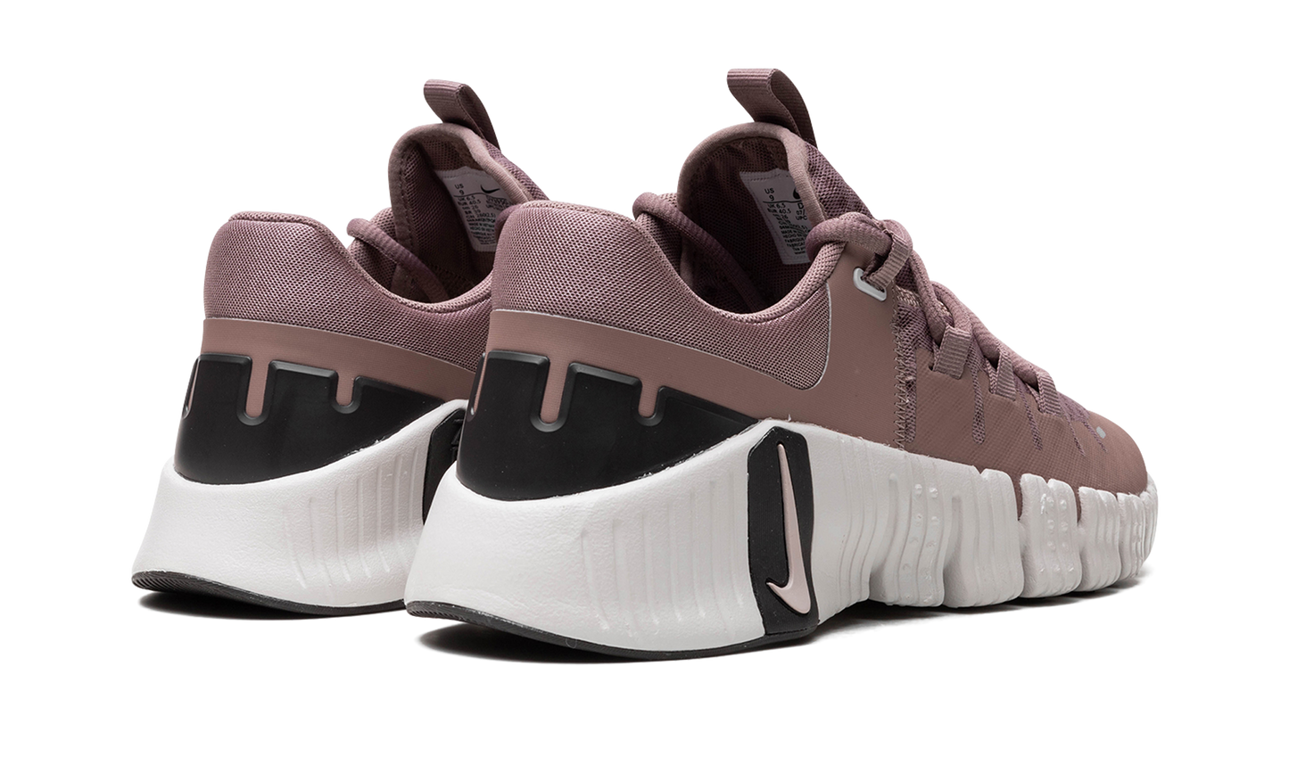 Nike Free Metcon 5 WMNS  Smokey Muave