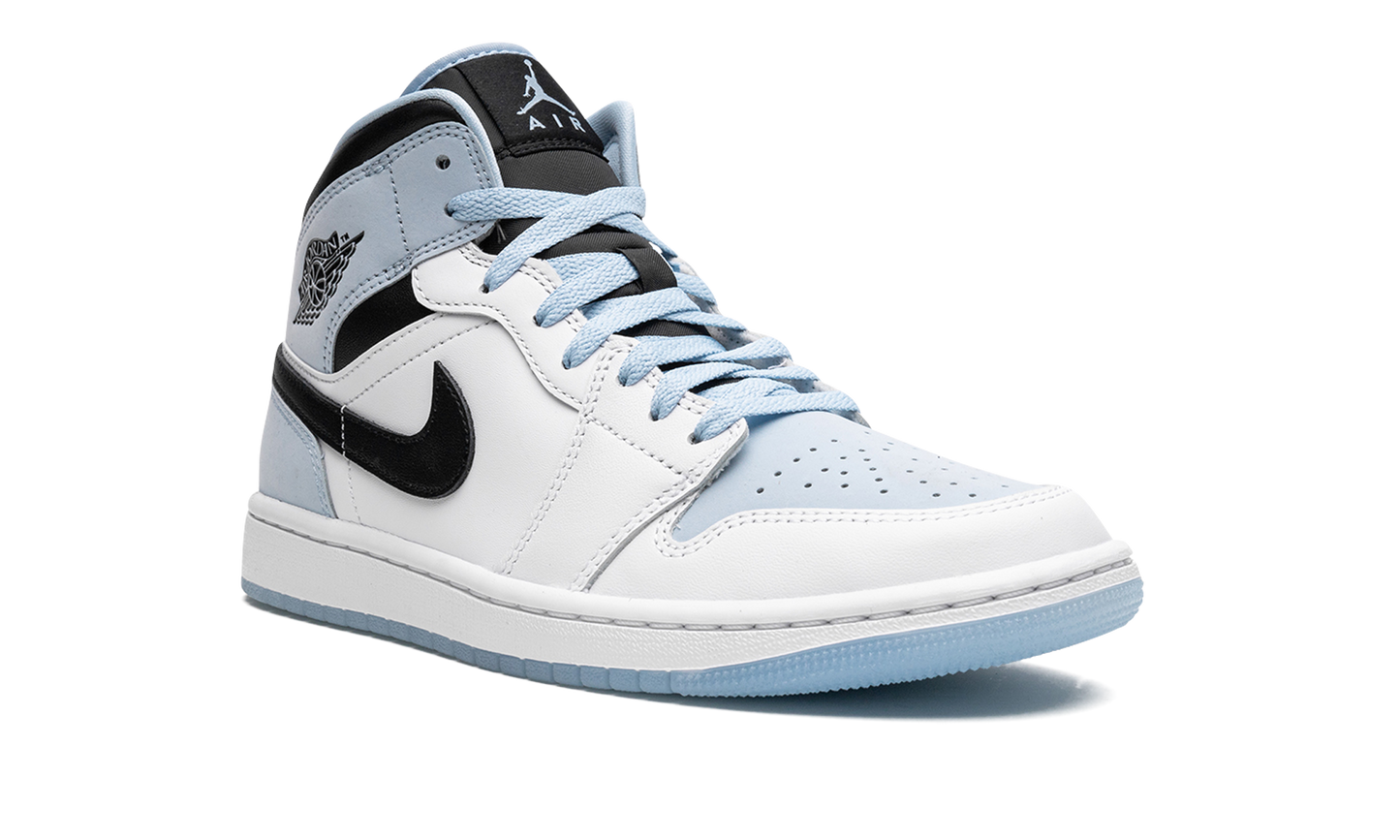 Air Jordan 1 Mid SE  Ice Blue