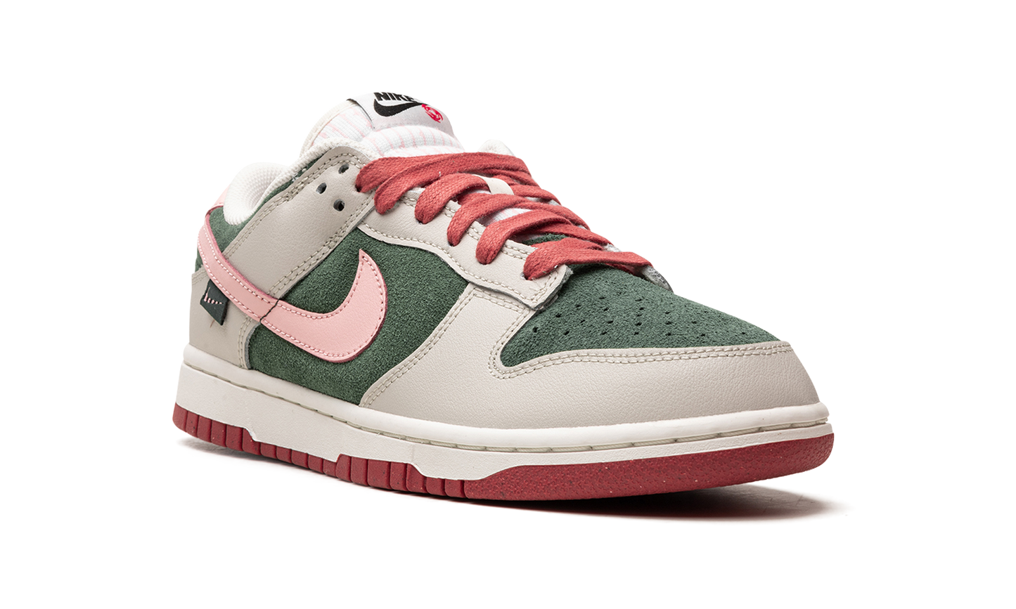 DUNK LO SE WMNS  All Petals United