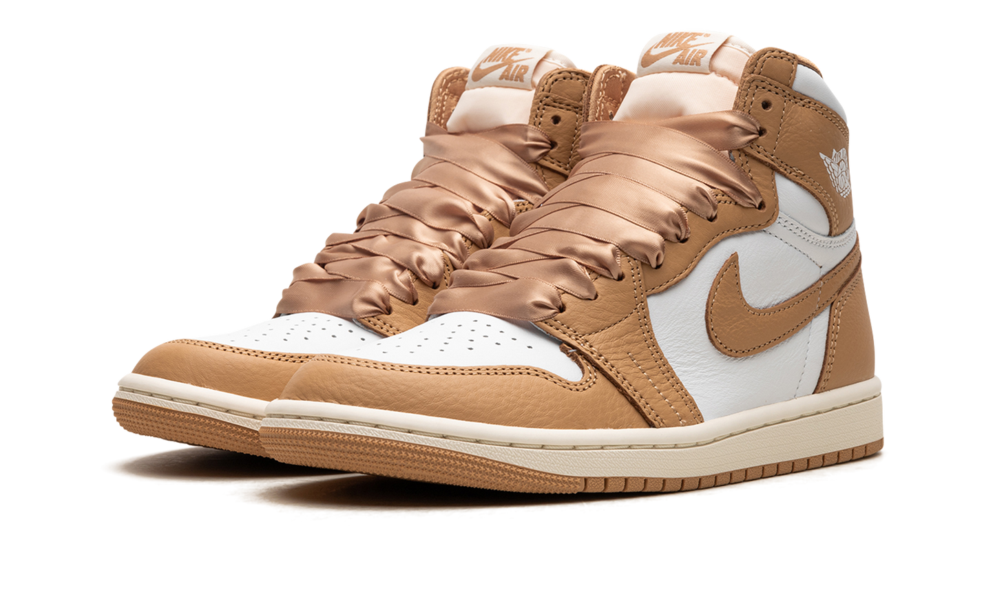 AIR JORDAN 1 RETRO HIGH OG WMNS  Praline