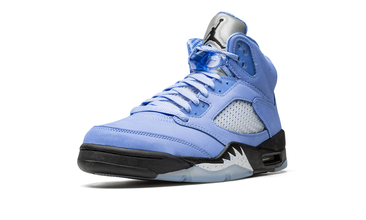 Air Jordan 5 Retro SE  UNC