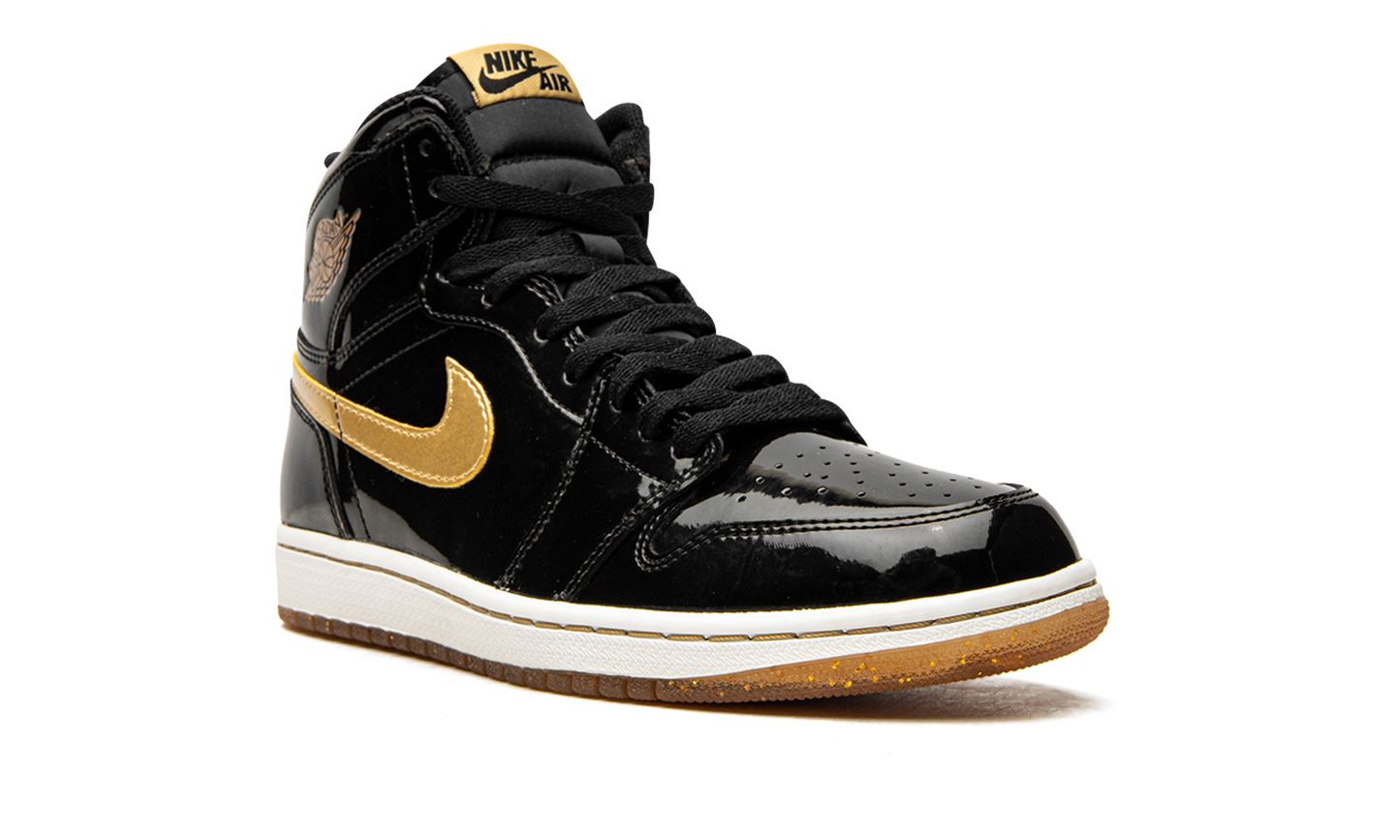 Air Jordan 1 Retro High OG  Black/Metallic Gold