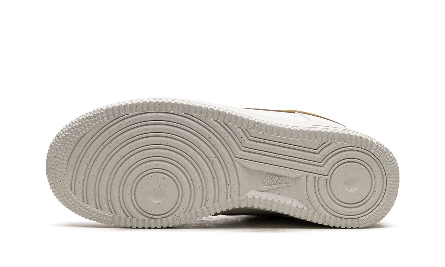 AIR FORCE 1 LO NEXT NATURE WMNS  Bronzine