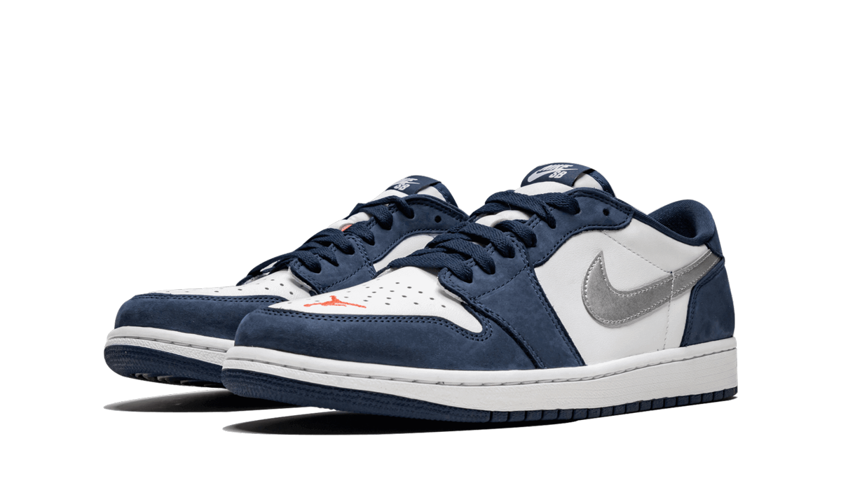 Jordan 1 Low SB  Midnight Navy