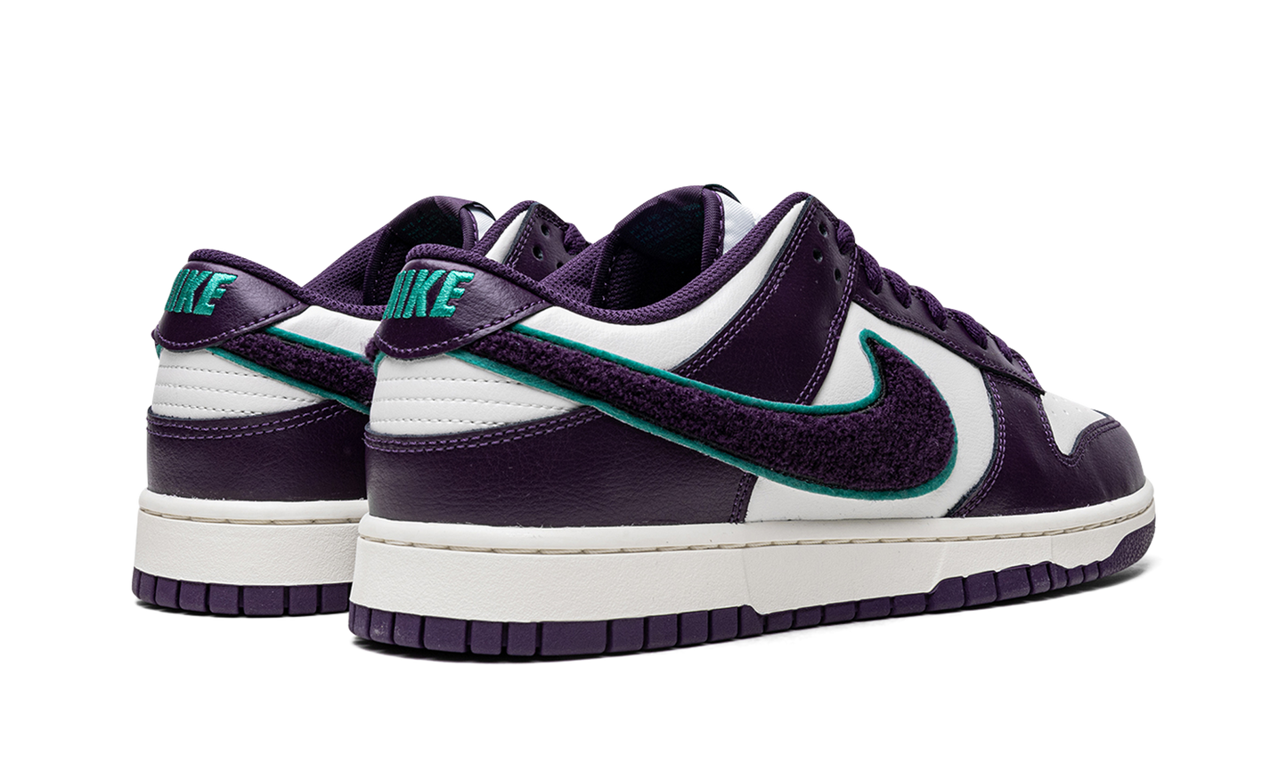Dunk Low  Chenille Swoosh - Grand Purple