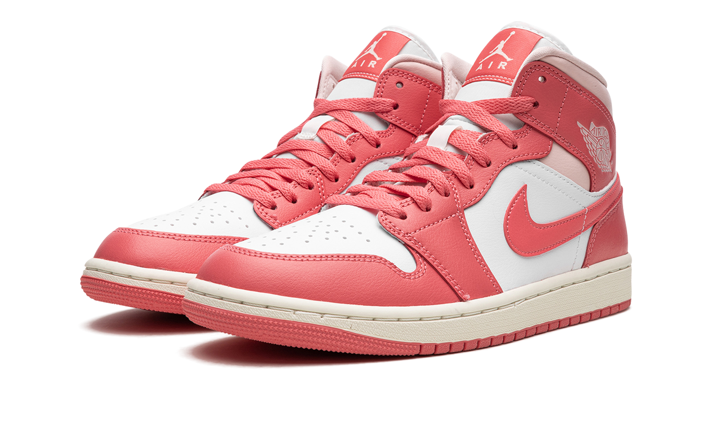 AIR JORDAN 1 MID WMNS  Strawberries And Cream