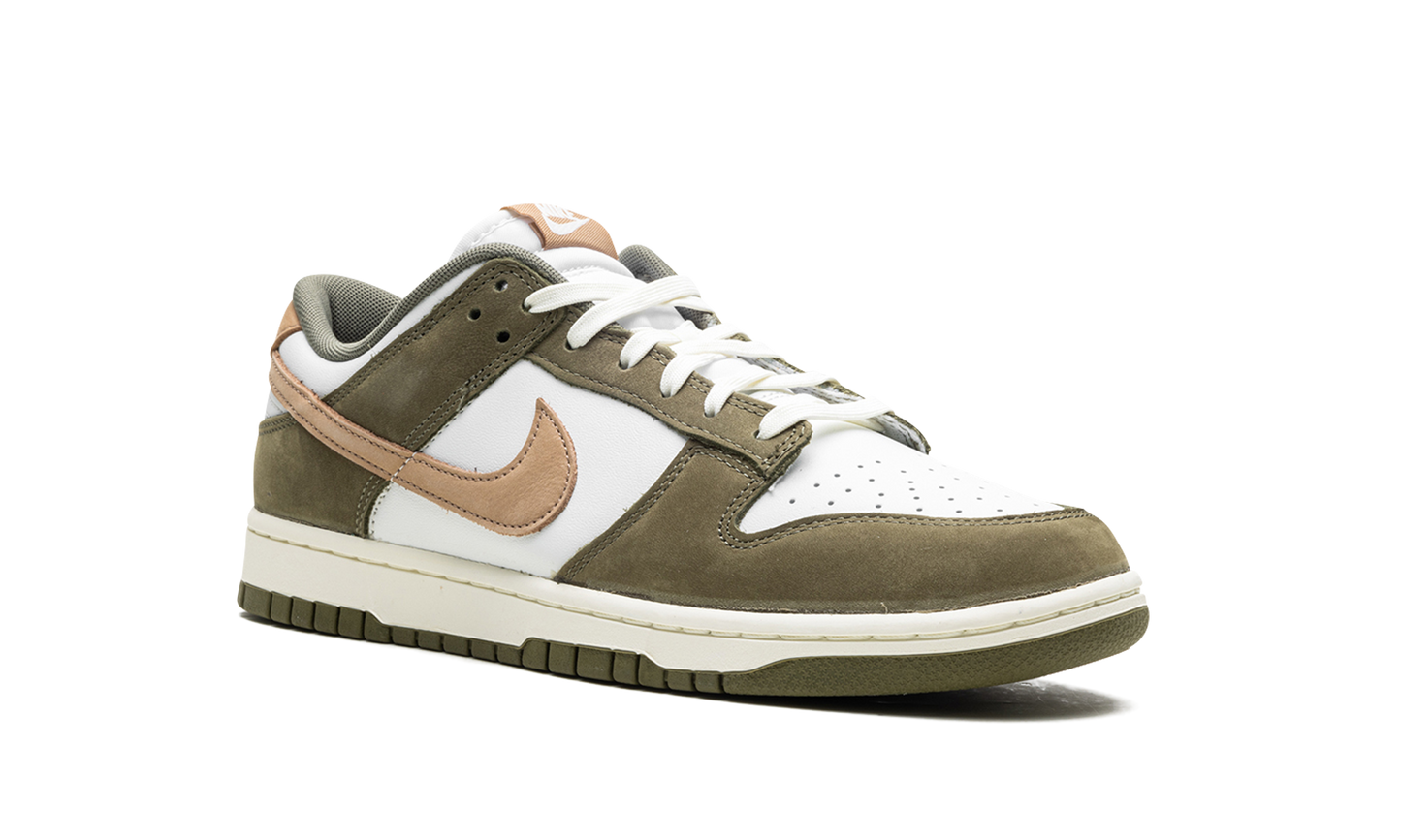 Dunk Low  Medium Olive