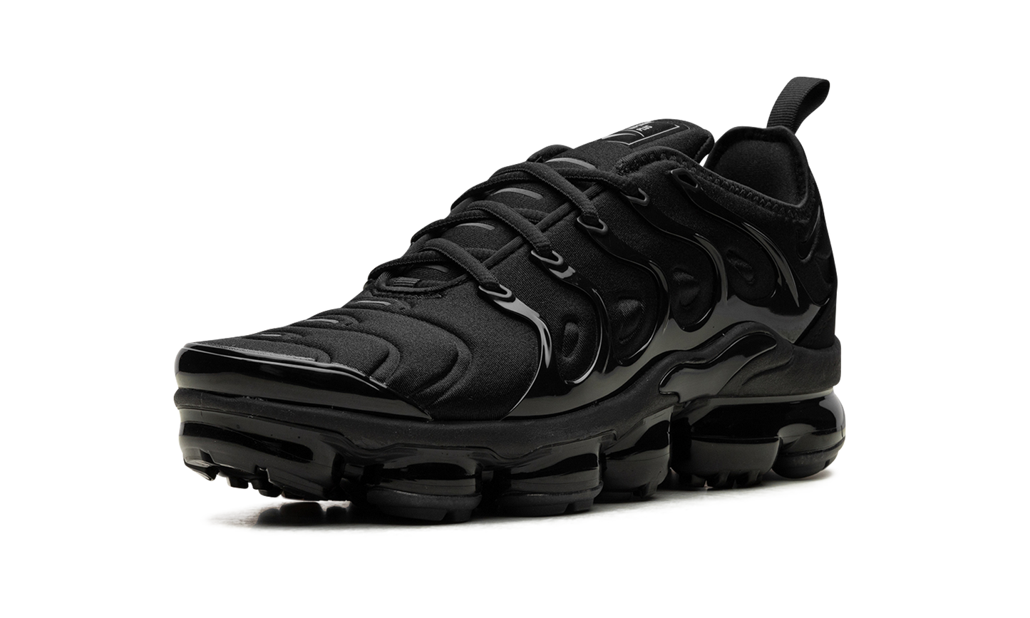 Air Vapormax Plus  Triple Black