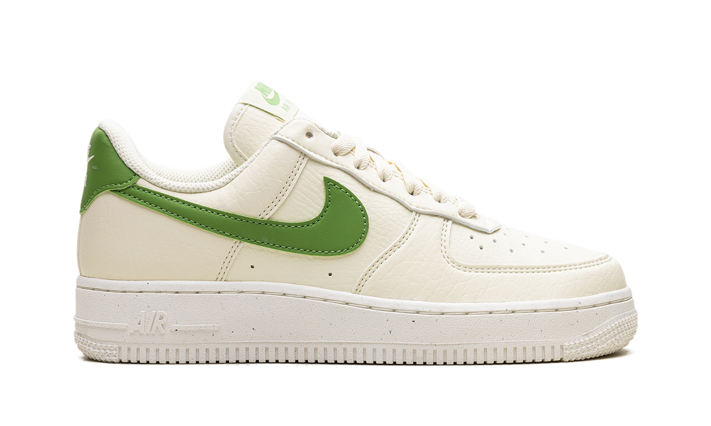 NIKE AIR FORCE 1 '07 LO WMNS  COCONUT MILK