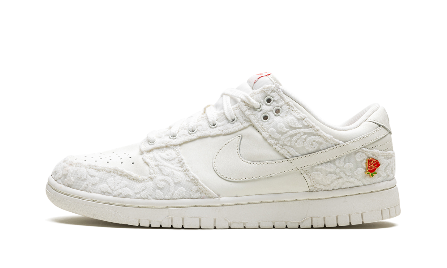 DUNK LOW WMNS  Giver Her Flowers