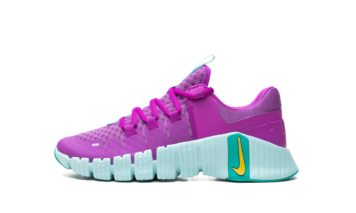 Free Metcon 5 WMNS  Hyper Violet