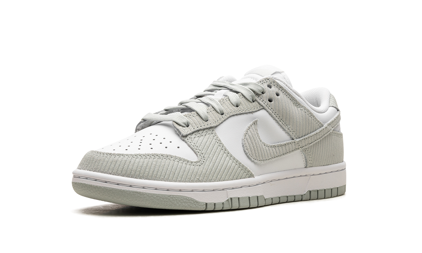 DUNK LOW WMNS  Grey Corduroy