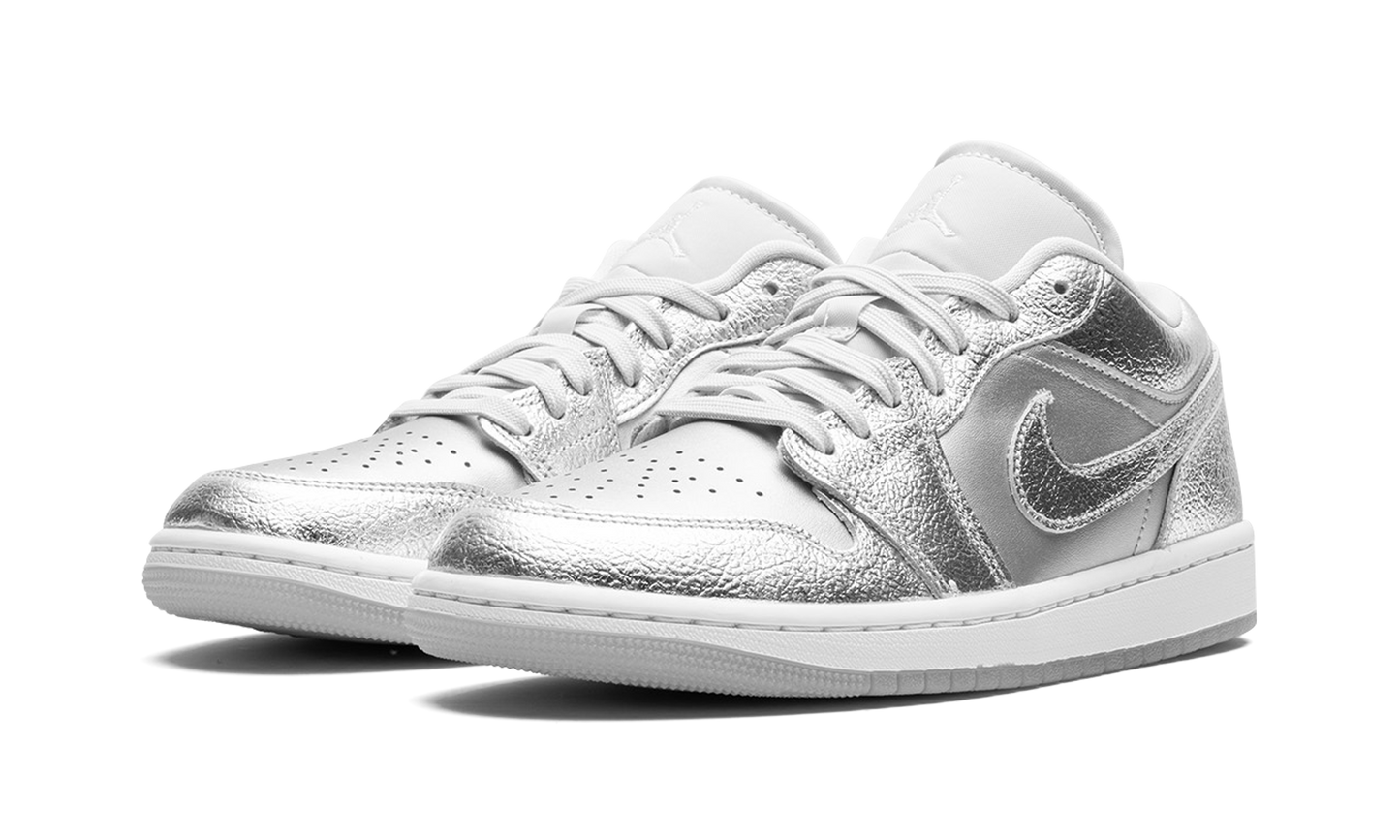 Air Jordan 1 Low SE WMNS  Metallic Silver
