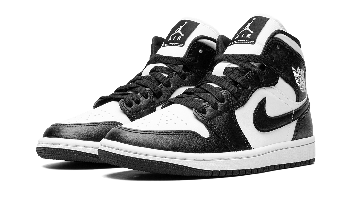 AIR JORDAN 1 MID WMNS  Panda
