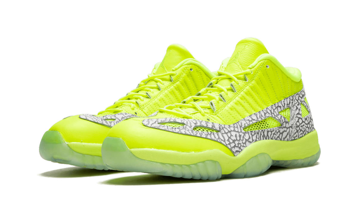 Air Jordan 11 Retro Low IE
