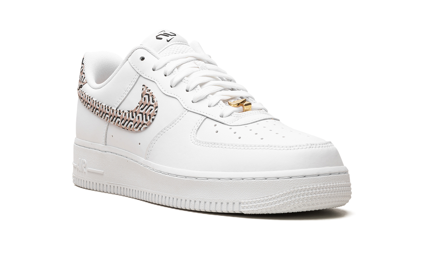 AIR FORCE 1 LO WMNS  United In Victory - White