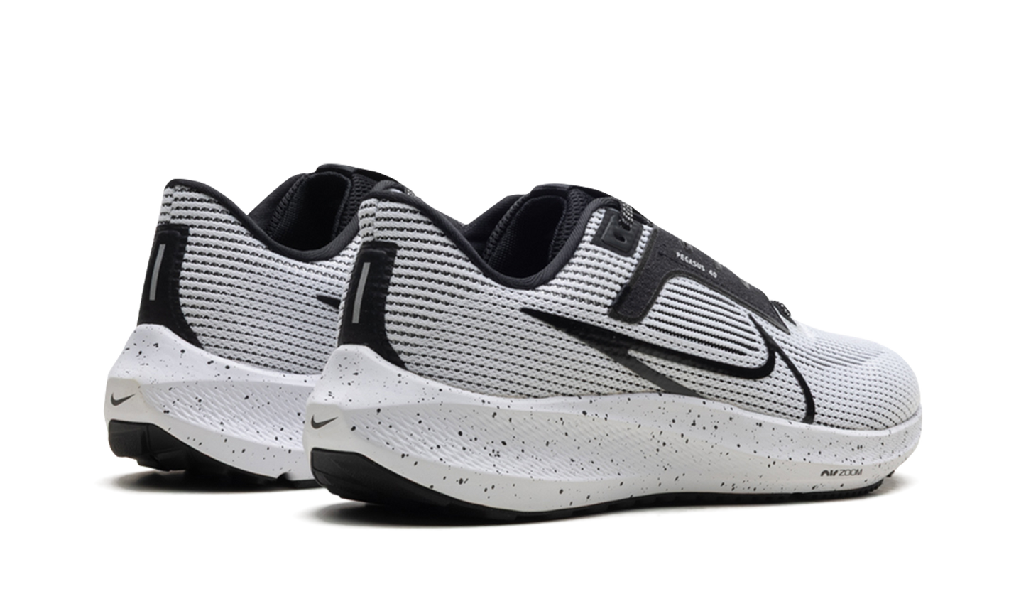 Air Zoom Pegasus 40 WMNS  White Black