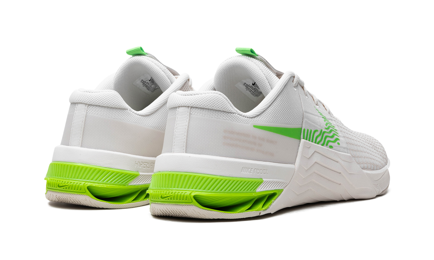 Metcon 8  Phantom Green Strike
