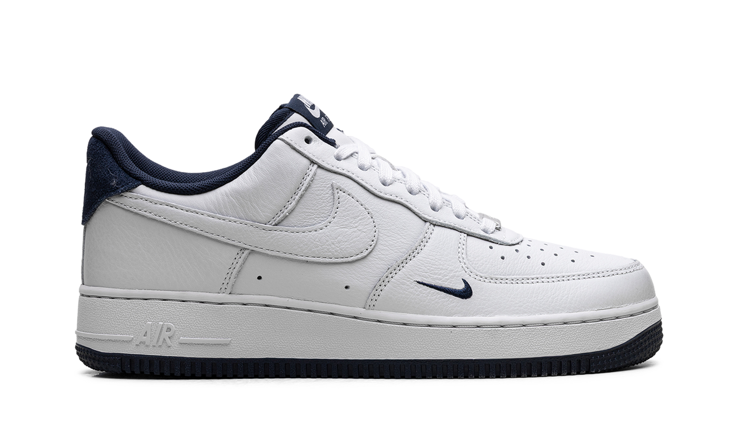 Air Force 1 Low '07 LV8  Photon Dust Obsidian