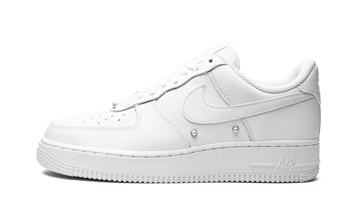 AIR FORCE 1 LO MNS WMNS  Pearls