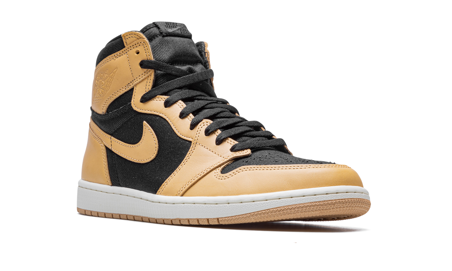 Air Jordan 1  Heirloom